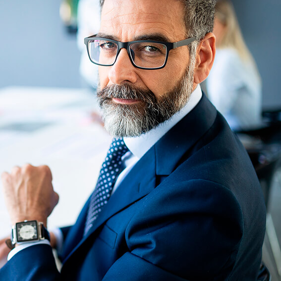 shot-of-thinking-financial-advisor-businessman-wor-6E27W5Q7.jpg